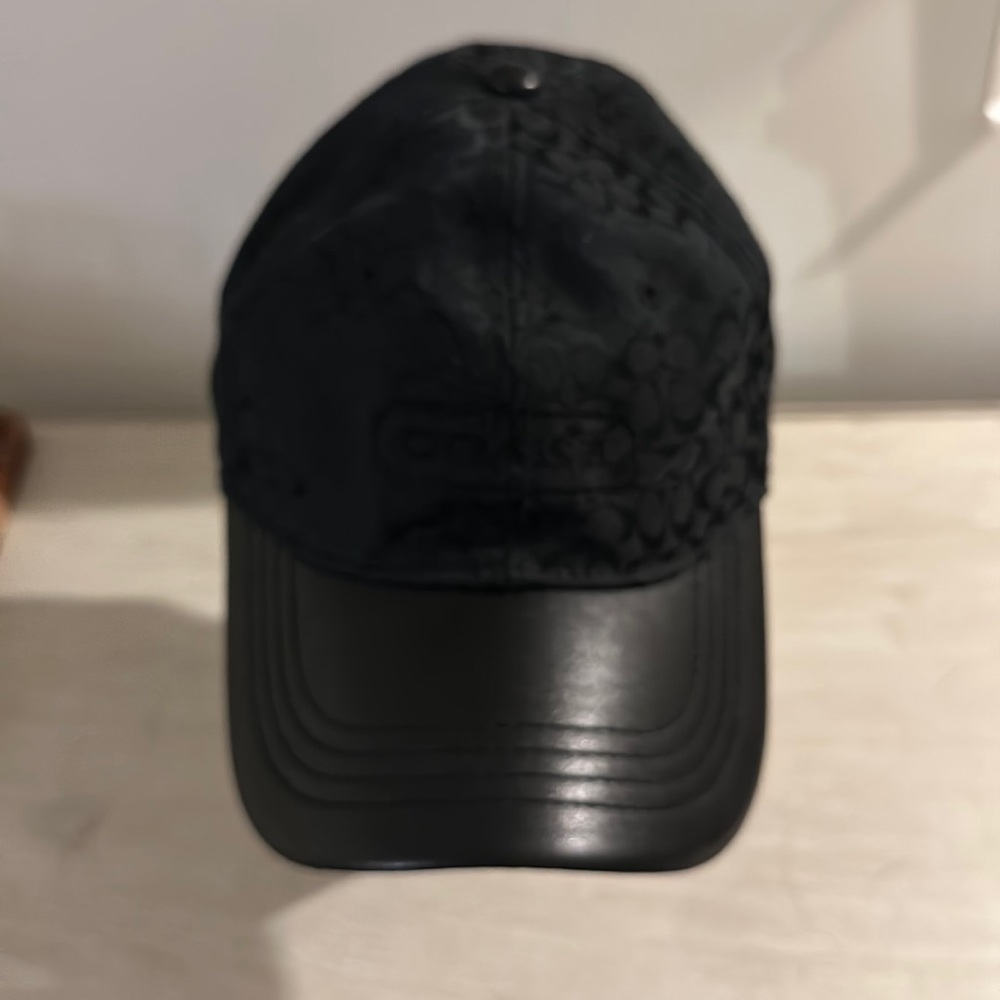 COACH Signature Jacquard Cap Leather Brim